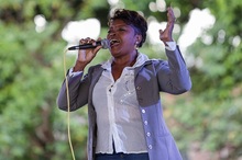 El Bulevar de Oriente se visti&oacute; de salsa