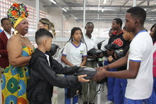 La aventura de Sa&uacute;l Rond&oacute;n: de estudiante a secretario