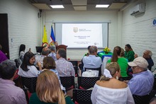 Trabajar de la mano con la administraci&oacute;n del alcalde Eder  es el compromiso de la comuna 22