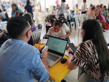 Las cuidadoras de personas con discapacidad merecen ser celebradas diariamente