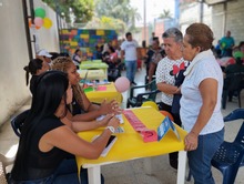Las cuidadoras de personas con discapacidad merecen ser celebradas diariamente