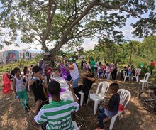 Con p&iacute;cnic, una tarde de cometas y actividades l&uacute;dicas, los ni&ntilde;os  fueron protagonistas en el jarill&oacute;n del r&iacute;o Cauca