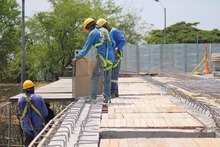 Las obras del puente vehicular de la Calle 15N con Av. 2n entraron en su etapa final