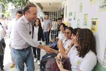 Alcald&iacute;a de Cali entrega la primera de 14 modernas bibliotecas escolares en  las que se est&aacute;n invirtiendo $1100 millones