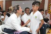 Alcald&iacute;a de Cali entrega la primera de 14 modernas bibliotecas escolares en las que se est&aacute;n invirtiendo $1100 millones