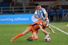 Pa&iacute;ses Bajos y Argentina se sacaron chispas en el Mundial Femenino  Sub-20: empataron 3-3 en el Pascual Guerrero