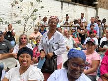 Emotivo y masivo encuentro del alcalde Alejandro Eder con los habitantes de Navarro