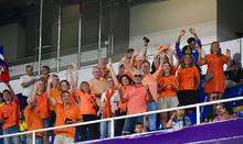 Visitantes siguen encantados con la alegr&iacute;a de los cale&ntilde;os en el Mundial Femenino Sub-20