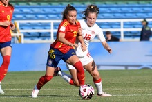 Sufriendo, Espa&ntilde;a derrot&oacute; 2-1 a Canad&aacute; en el Pascual y est&aacute; en cuartos de final del Mundial Femenino Sub-20