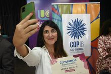 Taxistas y periodistas de Cali se graduaron como EmbajaCOP para ayudar a turistas y visitantes en la COP16