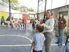 Familias de ni&ntilde;os en transici&oacute;n escolar son acompa&ntilde;adas por la Secretaria de Educaci&oacute;n 