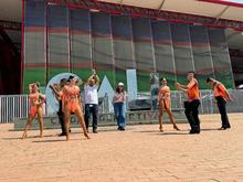 A ritmo de salsa se celebran los avances en recuperaci&oacute;n de la malla vial