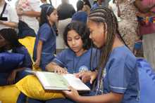IETI Diez de Mayo recibi&oacute; una moderna sala de lectura y biblioteca escolar