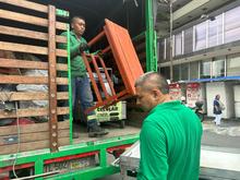 Cali es ejemplo de econom&iacute;a circular en la COP16: se renuevan mobiliarios de los vendedores informales en el centro de la ciudad