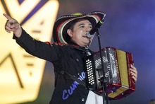 Con Niche y Monsieur Perin&eacute;, inici&oacute; el escenario principal del Circuito de la Biodiversidad