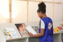 La Secretar&iacute;a de Educaci&oacute;n de Cali invita a sumergirse en un mundo de palabras y creatividad en la Feria Internacional del Libro 2024