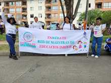 Maestras y maestros de educaci&oacute;n inicial de Cali marcharon por la protecci&oacute;n de los derechos de las ni&ntilde;as y los ni&ntilde;os