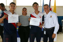 Alcald&iacute;a de Cali certifica en competencias tecnol&oacute;gicas a 356 ni&ntilde;os y j&oacute;venes del Colegio El Poblado I