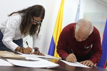 Cali tiene nuevos hijos adoptivos: 19 extranjeros recibieron la  nacionalidad colombiana