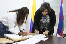 Cali tiene nuevos hijos adoptivos: 19 extranjeros recibieron la  nacionalidad colombiana