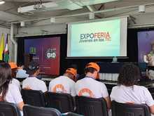 120 j&oacute;venes cale&ntilde;os de zonas vulnerables se graduaron en tecnolog&iacute;a e informaci&oacute;n, gracias a una alianza entre Alcald&iacute;a y Fundaci&oacute;n ROF&Eacute;