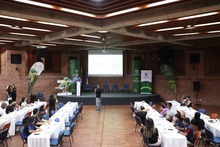 Rueda de negocios gener&oacute; alianzas entre organizaciones de recicladores y empresas transformadoras de residuos aprovechables