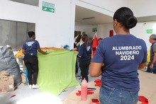 Con amor y esmero, as&iacute; trabajan las artesanas que dan vida al  Alumbrado &lsquo;Cali le canta a la Navidad&rsquo;