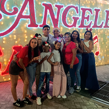 Las familias en Cali comparten y gozan el &lsquo;Alumbrado Navide&ntilde;o&rsquo;