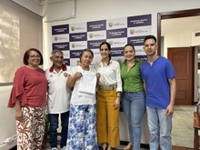 Alcald&iacute;a de Cali entrega t&iacute;tulo de propiedad a vecina del barrio Comuneros I, tras 43 a&ntilde;os de espera 