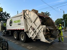 &ldquo;Las escobas activas&rdquo; por nuestra Cali bella trabajan sin descanso por  mantener la ciudad limpia y aseada