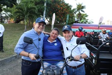 Entrega de 13 motocargueros fortalece la labor de Organizaciones de Recicladores de Oficio y la gesti&oacute;n de residuos de aprovechamiento en Cali