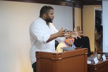 Cale&ntilde;os muestran favorabilidad sobre subsidios de servicios p&uacute;blicos hasta la vigencia 2029