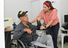 Personas mayores pueden realizar sus tr&aacute;mites en el Centro de Atenci&oacute;n, ubicado en El Bosque