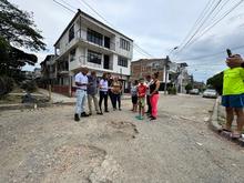 Alcalde Eder se compromete con Ciudad Modelo: sus v&iacute;as tendr&aacute;n recuperaci&oacute;n a corto, mediano y largo plazo