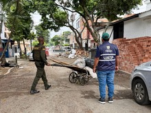 Los &lsquo;Cazainfractores&rsquo; refuerzan operativos contra la mala disposici&oacute;n de residuos en Cali