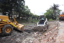 Cali avanza en la recuperaci&oacute;n de sus espacios: 40 toneladas de residuos fueron retiradas en El Pondaje y Charco Azul