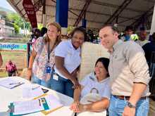 Alcalde Eder anunci&oacute; la legalizaci&oacute;n de 10 de los 20 asentamientos informales existentes en Silo&eacute;