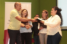 Con recursos tecnol&oacute;gicos, la Alcald&iacute;a fortalecer&aacute; la ense&ntilde;anza de ingl&eacute;s en las Instituciones Educativas Oficiales de Cali