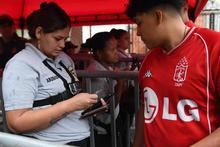 Un balance positivo deja piloto de convivencia adelantado en el estadio  Pascual Guerrero donde se vivi&oacute; el f&uacute;tbol en paz