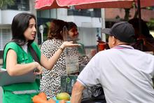 Promotores &lsquo;Mi Cali Bella&rsquo; y ciudadanos se unieron en jornada de acci&oacute;n ambiental en el barrio Santa Teresita