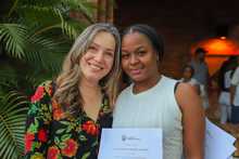 El trenzado afro, calificado como patrimonio cultural en el D&iacute;a Internacional para la Eliminaci&oacute;n del Racismo