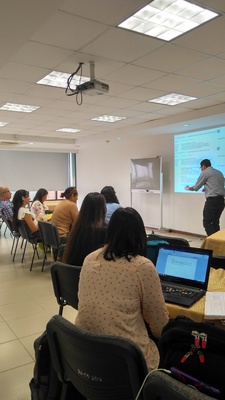 Fotos sesi&oacute;n 2 taller Introducci&oacute;n al Dise&ntilde;o y Desarrollo de Cuestionarios