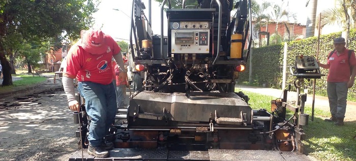 &ldquo;Me alegra mucho que est&eacute;n interviniendo las calles&rdquo;: Cale&ntilde;os sobre &lsquo;Obras de Coraz&oacute;n&rsquo; en el Caney