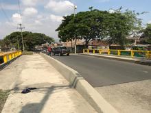 As&iacute; lucen puentes peatonales y vehiculares en diferentes puntos de Cali