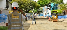 Alcald&iacute;a de Cali gestiona m&aacute;s presupuesto para tapar huecos y mejorar v&iacute;as