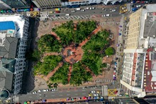 Renuevan adoquines en la reapertura de la Plaza de Cayzedo