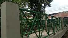 Embellecen puentes peatonales de la comuna 5 en Cali