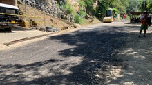 Rehabilitan v&iacute;a de acceso al sector Batacl&aacute;n, cerca al cerro de las Tres Cruces