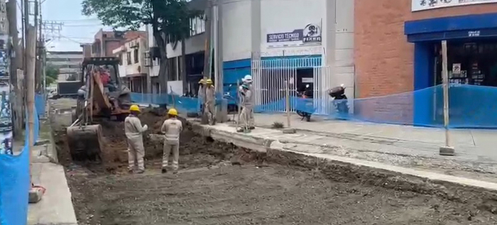 &lsquo;Obras de Coraz&oacute;n&rsquo; se concentran en la recuperaci&oacute;n vial del barrio Santander en Cali