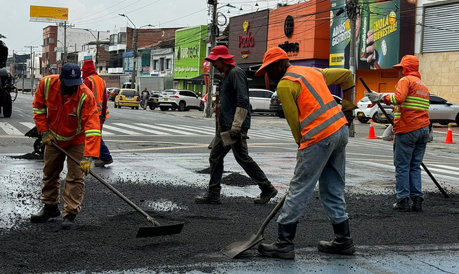 M&aacute;s de 3.5 kil&oacute;metros de la Avenida Roosevelt quedar&aacute;n libres de  huecos